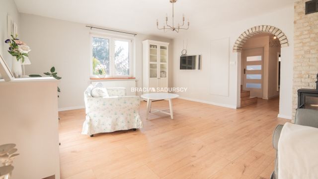 dom wolnostojący, 6 pokoi Gnatowice. Zdjęcie 3