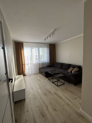 Mieszkanie 3-pokojowe Świdnica, ul. Karola Marcinkowskiego. Zdjęcie 1