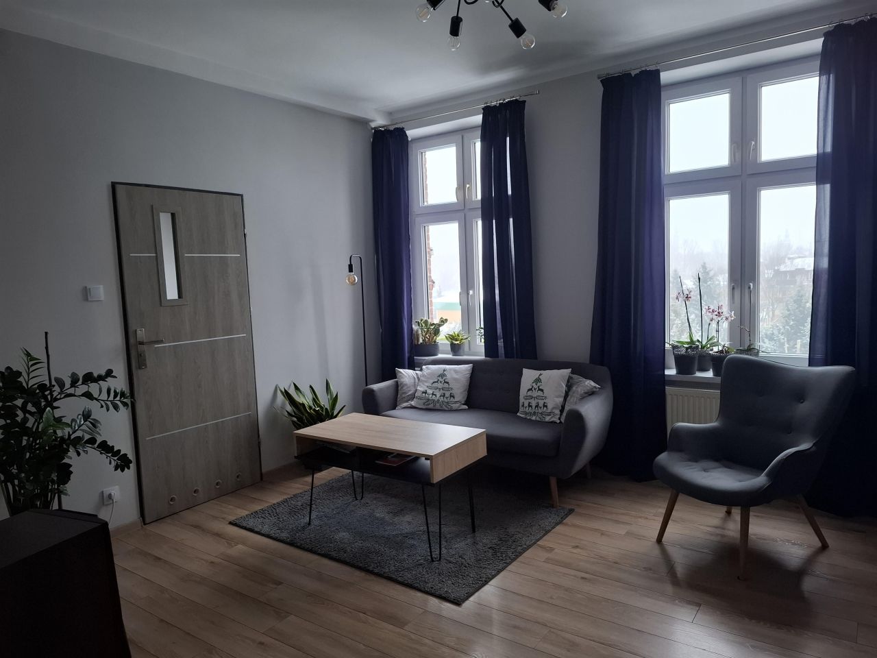 Mieszkanie 3-pokojowe Kamienna Góra Centrum, ul. Bohaterów Getta. Zdjęcie 1