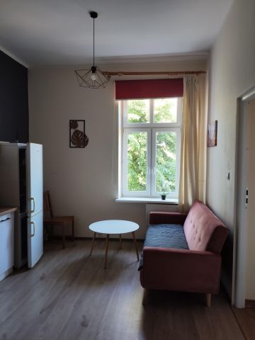 Mieszkanie 1-pokojowe Gdańsk Oliwa, ul. Opata Jacka Rybińskiego. Zdjęcie 1