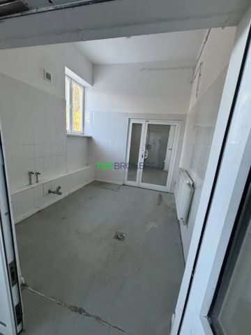 Lokal Warszawa Wesoła. Zdjęcie 2