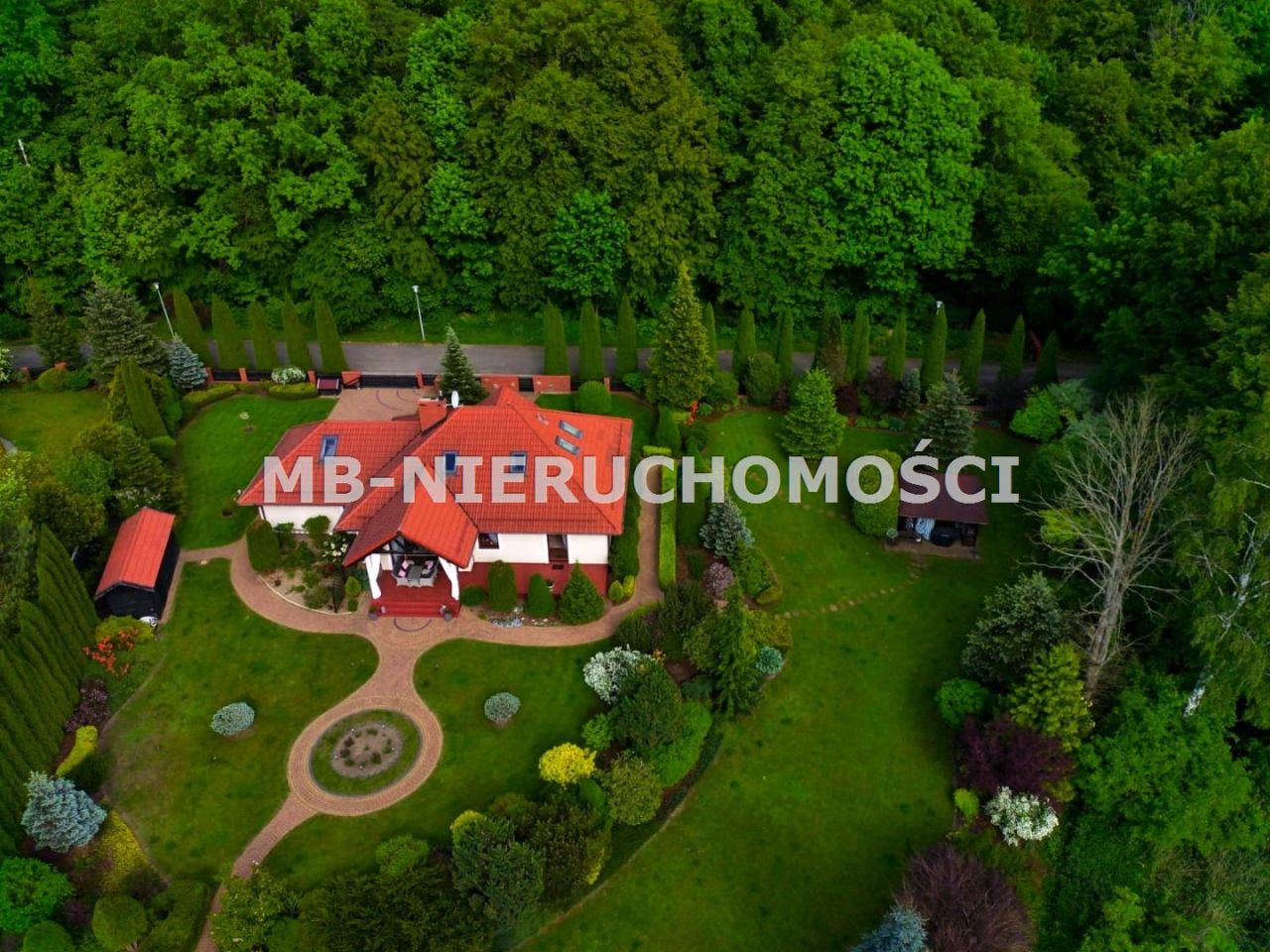 dom wolnostojący, 5 pokoi Sząbruk. Zdjęcie 4