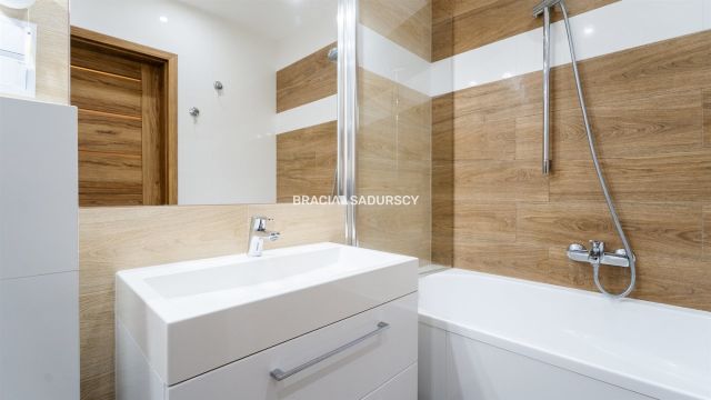 Mieszkanie 3-pokojowe Kraków Grzegórzki, ul. Bajeczna. Zdjęcie 18