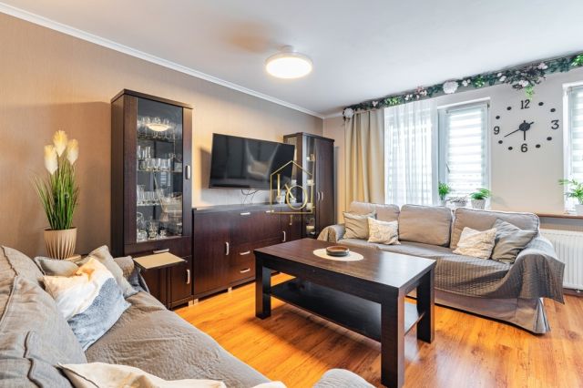 Mieszkanie 4-pokojowe Wrocław Gaj, ul. Radkowska. Zdjęcie 2