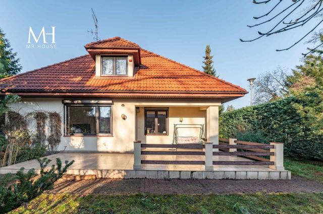 dom wolnostojący, 5 pokoi Łódź Julianów. Zdjęcie 2