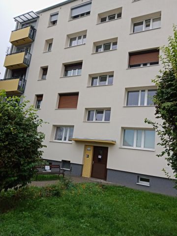 Mieszkanie 3-pokojowe Luboń, ul. Żabikowska. Zdjęcie 1