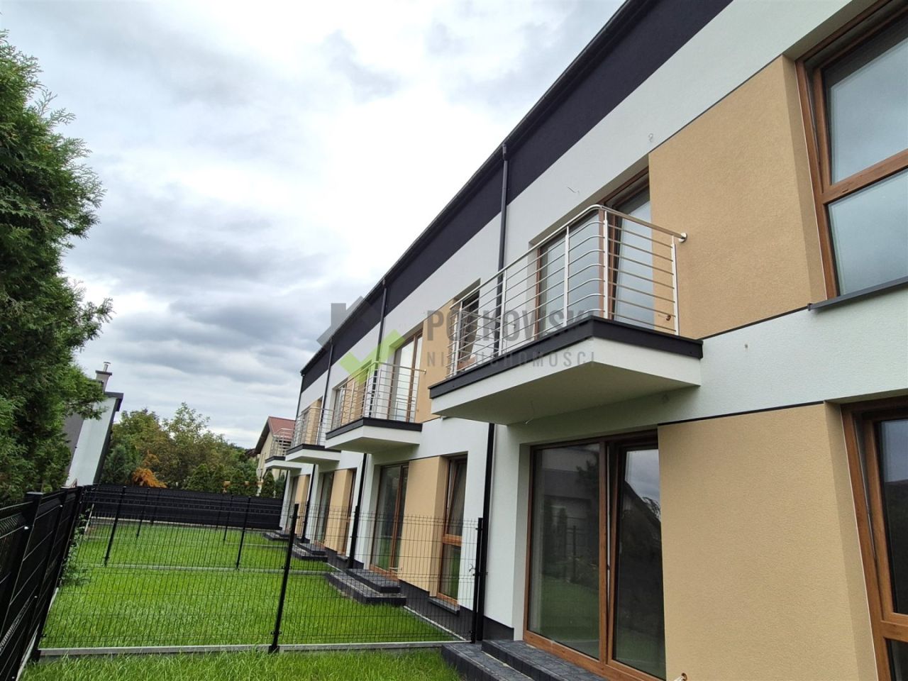 Mieszkanie 3-pokojowe Ząbki. Zdjęcie 4