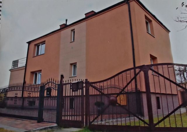 Mieszkanie 3-pokojowe Reda. Zdjęcie 1