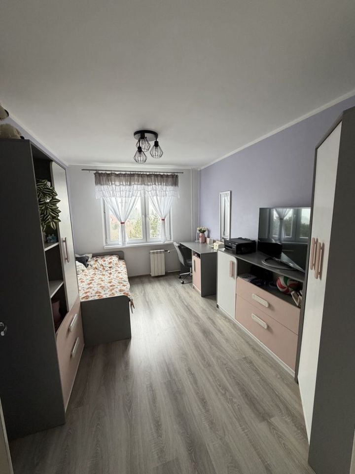 Mieszkanie 3-pokojowe Kamienna Góra. Zdjęcie 2