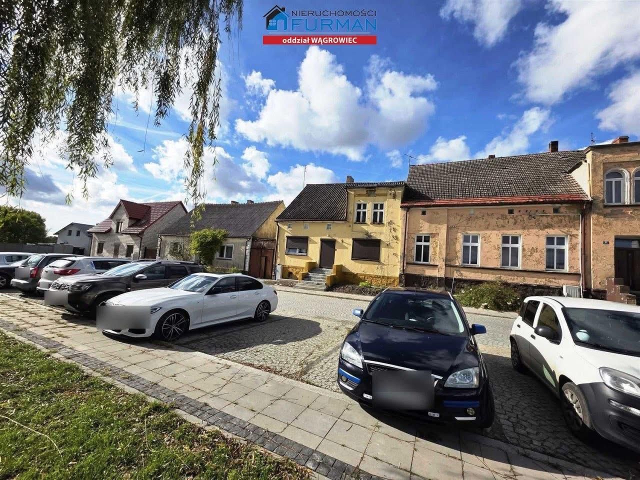 dom szeregowy, 7 pokoi Łekno, Plac powstańców Wielkopolskich. Zdjęcie 2