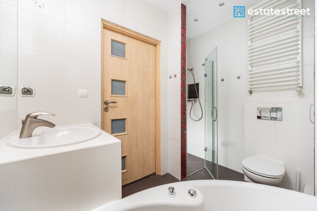 Mieszkanie 3-pokojowe Kraków Ruczaj, ul. prof. Michała Bobrzyńskiego. Zdjęcie 11