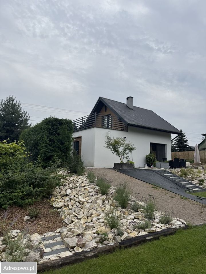 dom wolnostojący, 3 pokoje Okleśna, ul. Nowowiejska