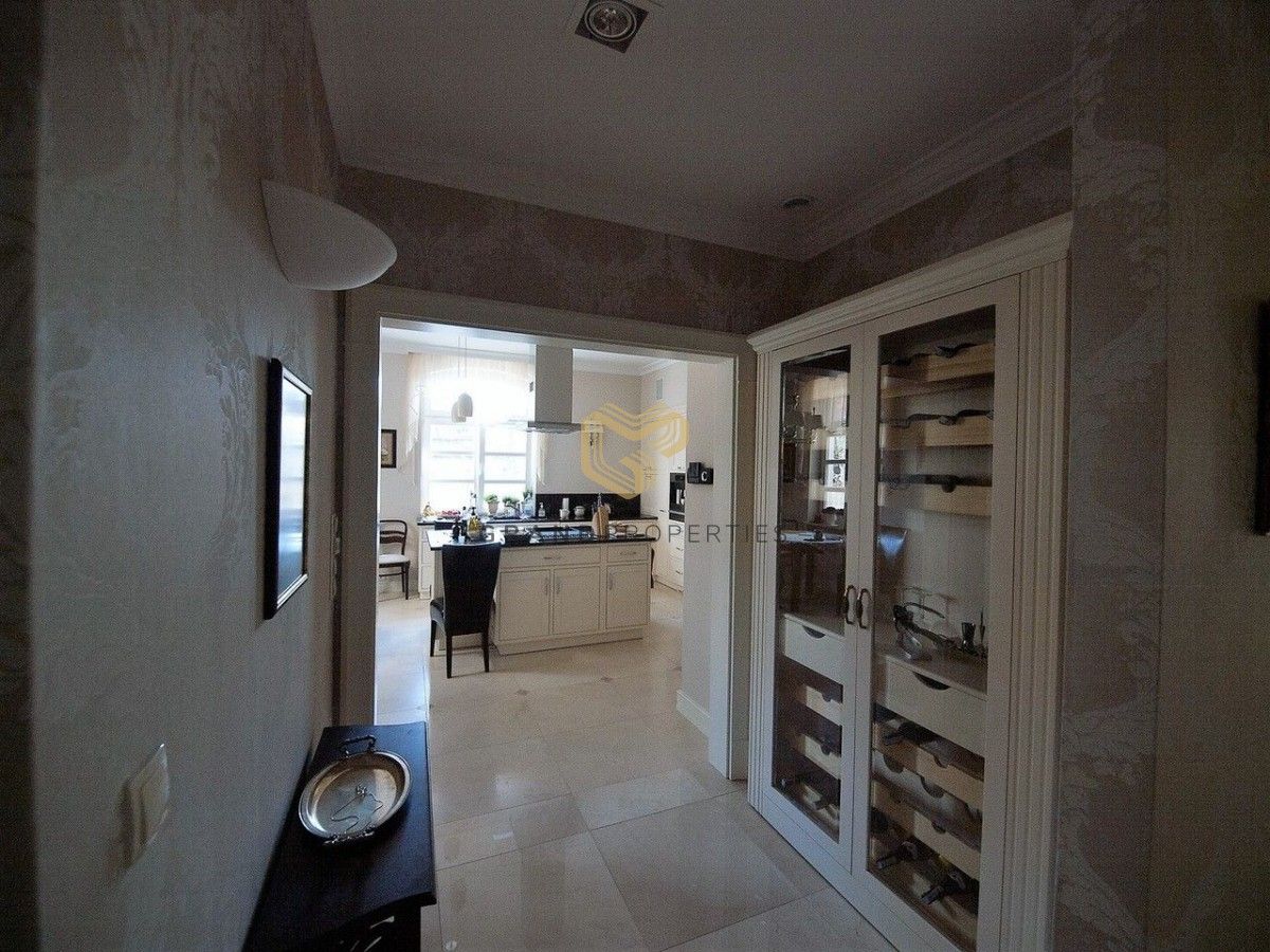 dom wolnostojący, 10 pokoi Konstancin-Jeziorna. Zdjęcie 19