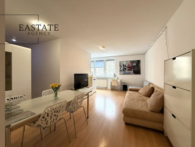 Mieszkanie 4-pokojowe Warszawa Śródmieście, al. 3 Maja. Zdjęcie 2