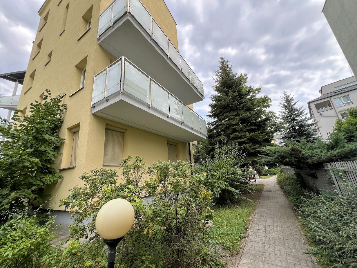 Mieszkanie 4-pokojowe Warszawa Kabaty, ul. Relaksowa. Zdjęcie 1