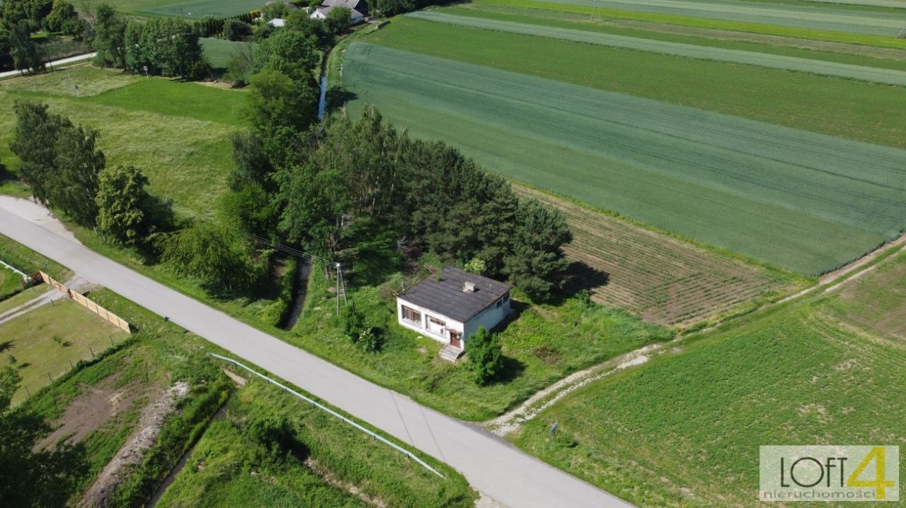 dom wolnostojący, 3 pokoje Podlipie