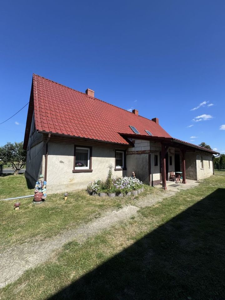 dom wolnostojący, 9 pokoi Kłębanowice