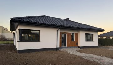 dom wolnostojący, 4 pokoje Kęty Centrum, ul. Żwirki i Wigury