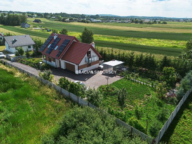 dom wolnostojący, 5 pokoi Sufczyn. Zdjęcie 30
