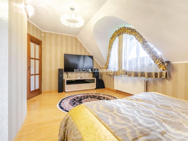 dom wolnostojący, 5 pokoi Myślenice Zarabie, ul. Bukowa. Zdjęcie 27