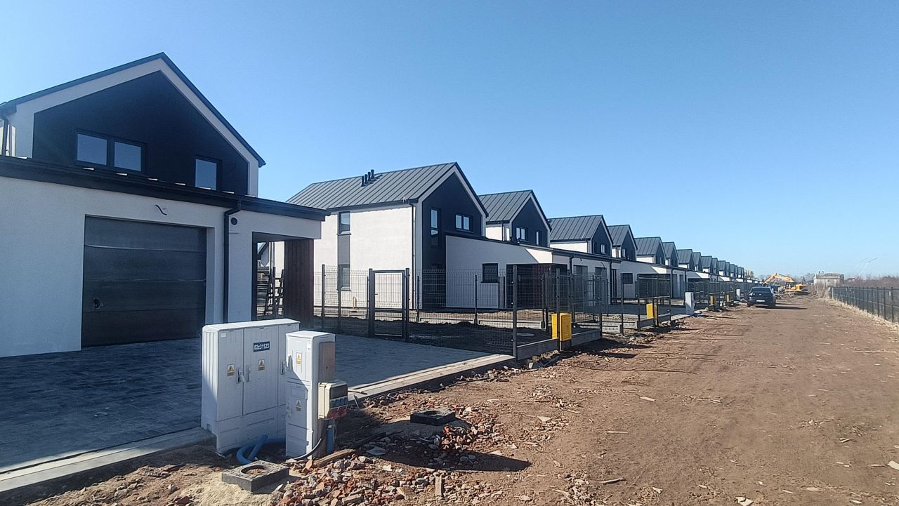 dom wolnostojący, 5 pokoi Falenty Nowe, ul. Falencka. Zdjęcie 1