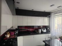 Mieszkanie 3-pokojowe Sitno. Zdjęcie 2