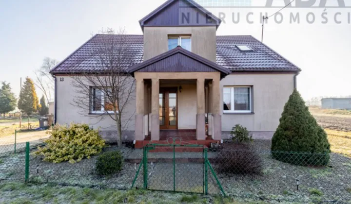 dom wolnostojący, 8 pokoi Skubarczewo