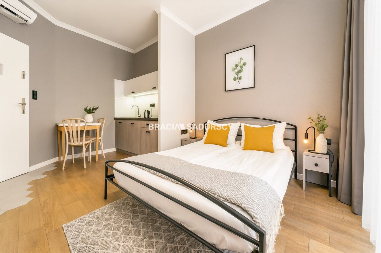 Mieszkanie 3-pokojowe Kraków Śródmieście, al. Zygmunta Krasińskiego. Zdjęcie 4