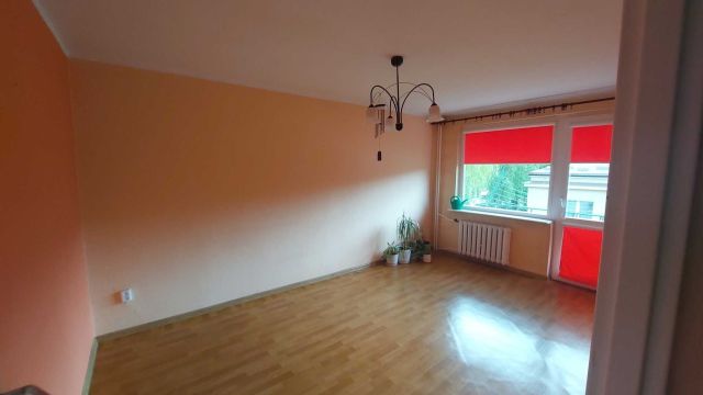 Mieszkanie 4-pokojowe Pionki, ul. Jordanowska. Zdjęcie 1