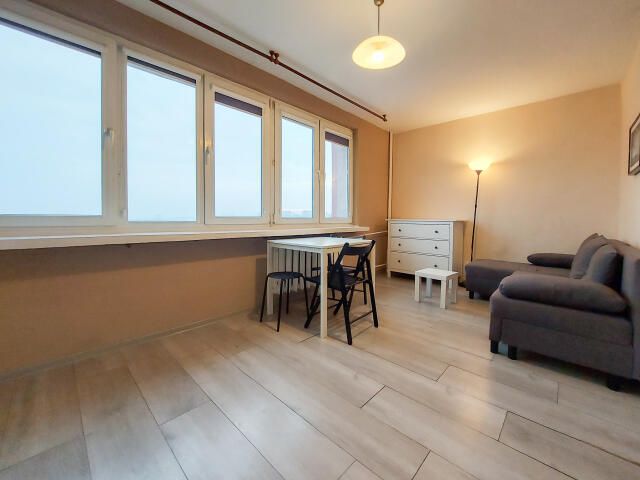 Mieszkanie 2-pokojowe Kraków, ul. Bieżanowska. Zdjęcie 3