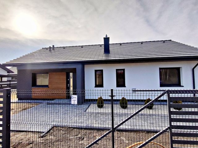 dom wolnostojący, 4 pokoje Gałków Duży, ul. Główna. Zdjęcie 1