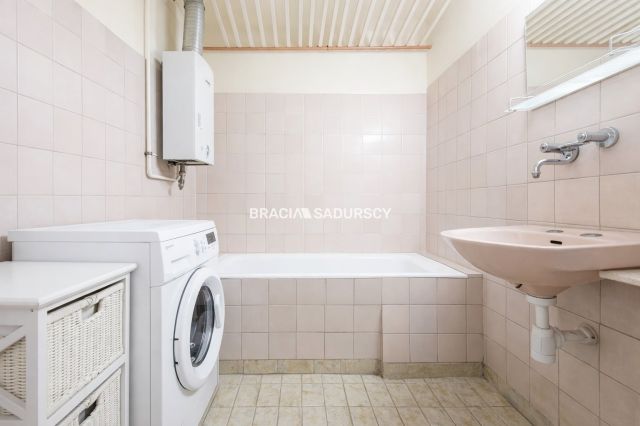 Mieszkanie 3-pokojowe Kraków Stare Miasto, ul. Mikołaja Zyblikiewicza. Zdjęcie 24