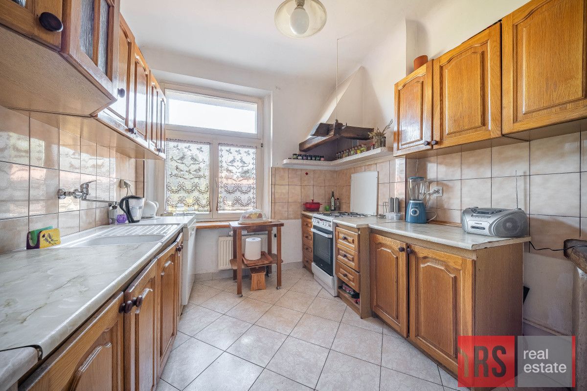 bliźniak, 12 pokoi Warszawa Włochy, ul. ks. Juliana Chrościckiego. Zdjęcie 9