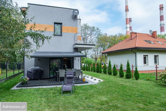 dom wolnostojący, 4 pokoje Łódź Nowe Rokicie, ul. Przechodnia. Zdjęcie 1