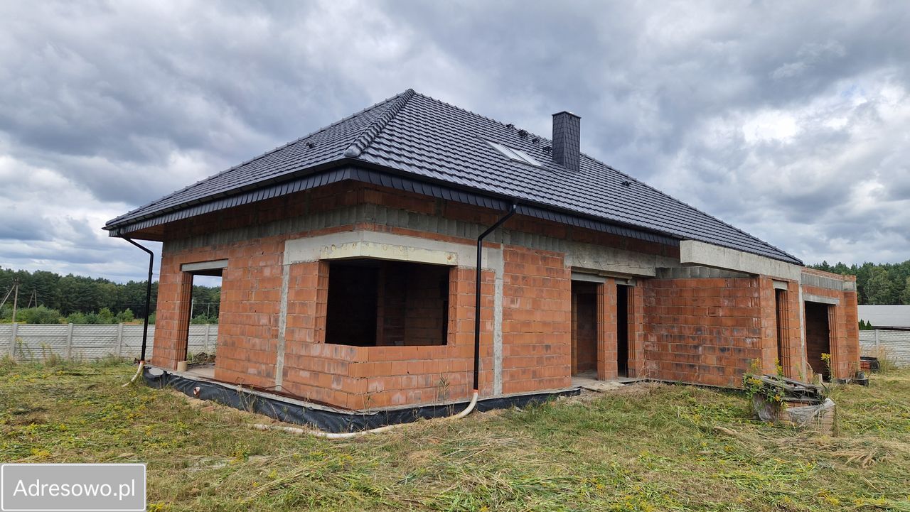 dom wolnostojący, 4 pokoje Kuźniki. Zdjęcie 10