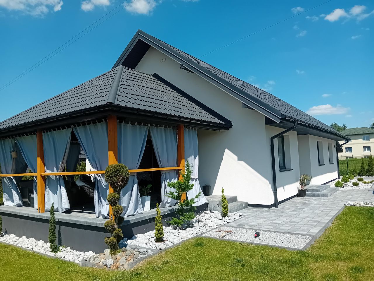 dom wolnostojący, 3 pokoje Jasło Górka, ul. Grunwaldzka. Zdjęcie 1
