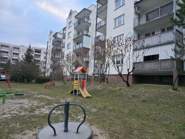 Mieszkanie 3-pokojowe Kielce, ul. Jana Kochanowskiego. Zdjęcie 8