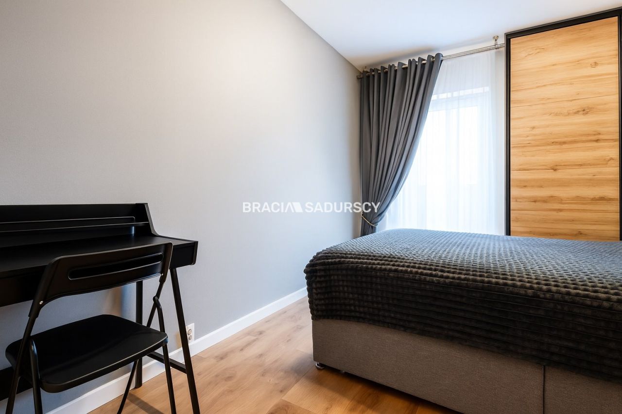 Mieszkanie 4-pokojowe Kraków Podgórze, ul. Stanisława Klimeckiego. Zdjęcie 19