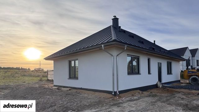 dom wolnostojący, 3 pokoje Łaziska. Zdjęcie 1