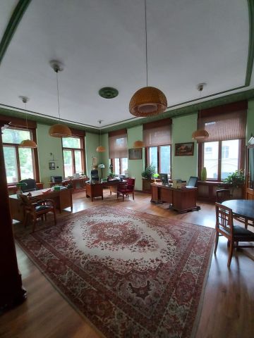 Lokal Jelenia Góra Centrum, ul. Adama Mickiewicza. Zdjęcie 1