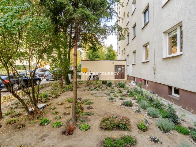 Mieszkanie 4-pokojowe Kraków Podgórze Duchackie, ul. Sanocka. Zdjęcie 35