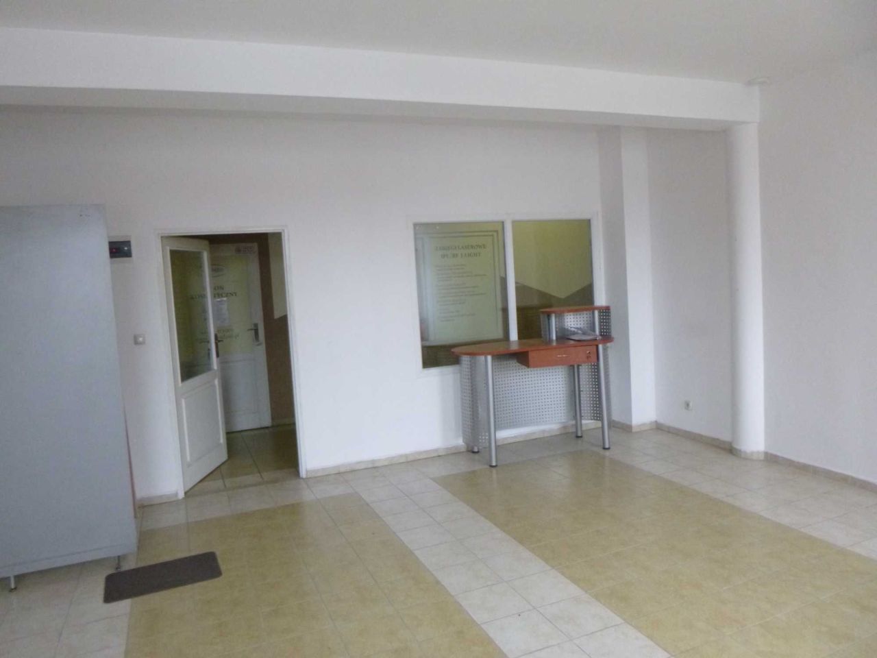 Lokal Kazimierza Wielka, ul. Okrężna. Zdjęcie 4