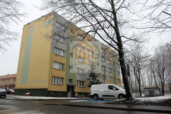 Mieszkanie 3-pokojowe Bytom, ul. Chorzowska. Zdjęcie 1