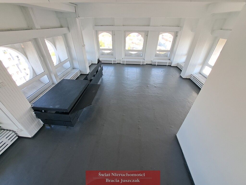 Biuro Wrocław Plac Grunwaldzki, pl. Grunwaldzki. Zdjęcie 5