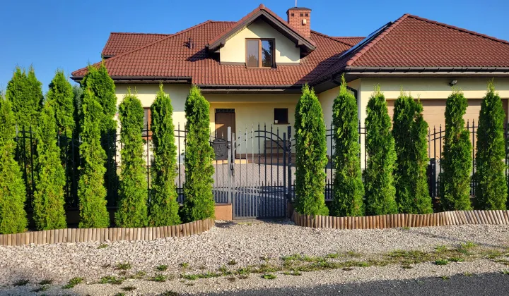 dom wolnostojący, 4 pokoje Stare Babice, ul. Bajkowa