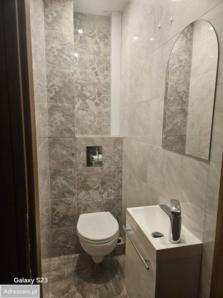 Mieszkanie 3-pokojowe Jelenia Góra Zabobrze, ul. Oskara Kolberga. Zdjęcie 2