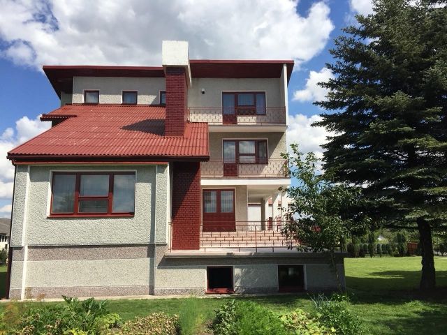 dom wolnostojący, 7 pokoi Kraśnik Stary Kraśnik, ul. 3 Maja. Zdjęcie 1