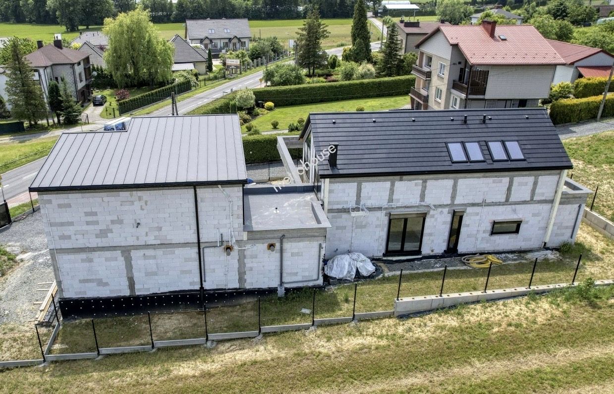 dom wolnostojący, 10 pokoi Pisarzowice, ul. Bielska. Zdjęcie 15