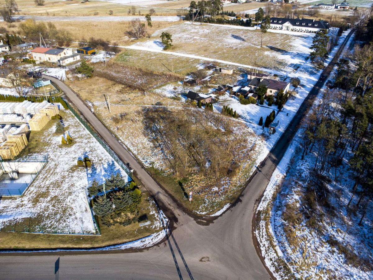 Działka inwestycyjna Cedrowice-Parcela. Zdjęcie 4