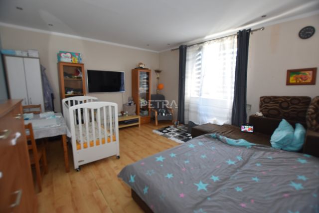 dom wolnostojący, 5 pokoi Raszyn. Zdjęcie 8